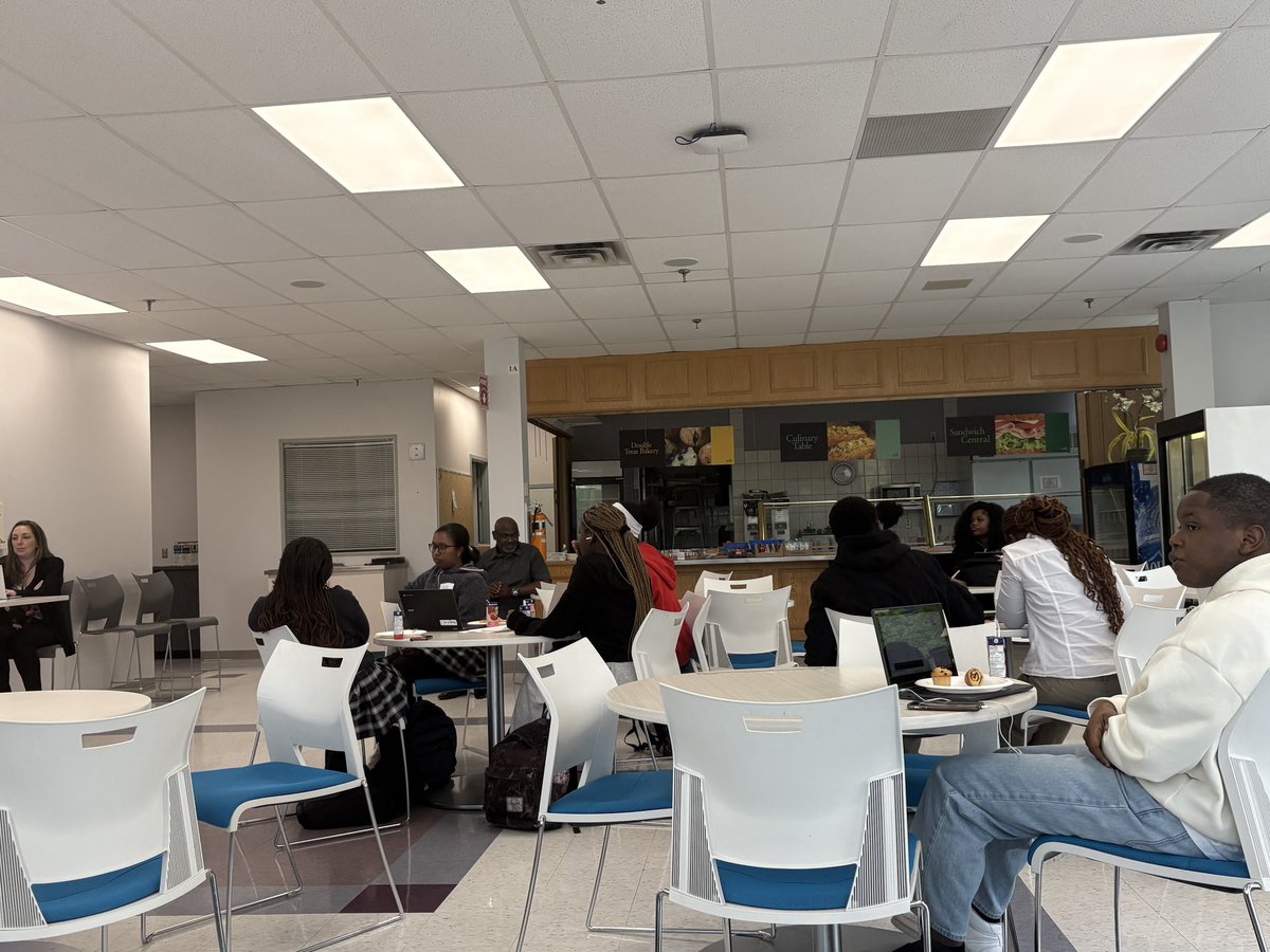 St. Pius X Black Student Association (@stpiusxbsa) on Twitter photo Yesterday our BSA leads, Ifetayo and Hillary, were able to represent <a href="/StPiusXOCSB/">St. Pius X High School</a> at the final Black Student Advisory Council of the year at the <a href="/OttCatholicSB/">Ottawa Catholic School Board</a> office. Throughout the year these leaders worked together to shape how to support Black students at all levels. Yesterday our BSA leads, Ifetayo and Hillary, were able to represent <a href="/StPiusXOCSB/">St. Pius X High School</a> at the final Black Student Advisory Council of the year at the <a href="/OttCatholicSB/">Ottawa Catholic School Board</a> office. Throughout the year these leaders worked together to shape how to support Black students at all levels.