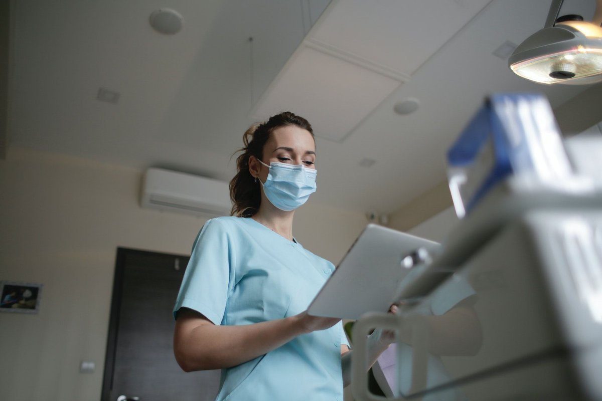 Selon le dernier rapport de la DREES, les effectifs infirmiers sont en nette augmentation ces dernières années et tout particulièrement en activité libérale où l'on note une hausse de 28,5%. 
infirmiers.com/services/cadre…
