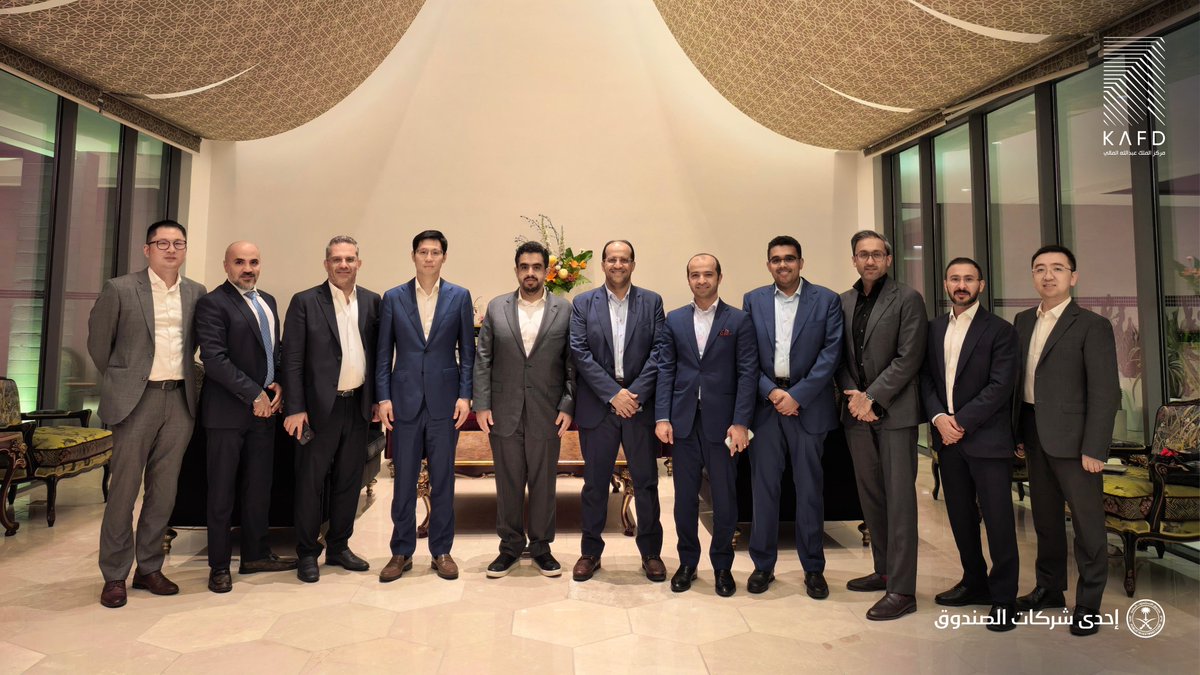 زار فريق #كافد بقيادة الرئيس التنفيذي للشؤون المؤسسية سلطان الشهراني والرئيس التنفيذي لتقنية المعلومات رامز الفايز مقر شركة <a href="/Huawei__KSA/">KSA Huawei</a> 
، لتعزيز شراكتنا حول المدن الذكية والبنية التحتية المستقبلية، مدعومًة بالمعرفة والتطور المستمرين، واتّساقًا مع مستهدفات #رؤية_السعودية_2030
