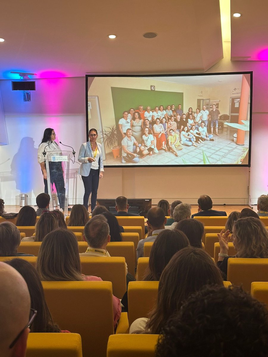 Experiencias de éxito dende Canarias e Cantabria:
• Proxecto Matemáticas Newton
• “Déjate ver”
Dous modelos de formación transformadora e inspiradora.
#CPD2025 #CNFormacionDocente #BoasPrácticas <a href="/CAFIgalicia/">CAFI</a>