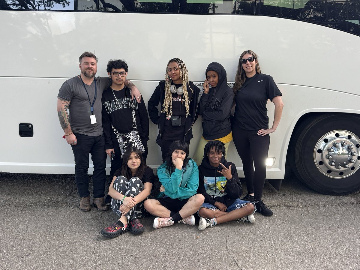 disdactivities's tweet image. 🎉 DI Globals Bound!
21 incredible students from Travis, New Tech, and TAG have qualified for Destination Imagination Globals after placing at State! 🌍💡
Proud of their creativity, teamwork, and innovation — let’s cheer them on! 🙌 #DallasISD #DIGlobals #StudentSuccess