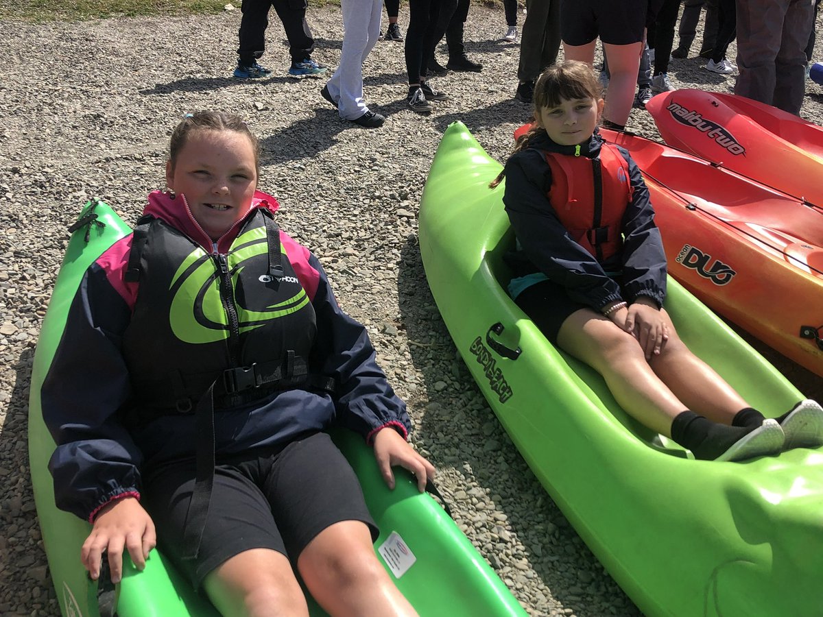 PCABlackpool's tweet photo. It’s a perfect start to our Year 6 residential ☀️ After a busy day on the lake, they have just arrived at Great Tower, where they will spend their evening together 😎 @PCAprimary @SeaViewTrust https://t.co/sDhfX9rXxA