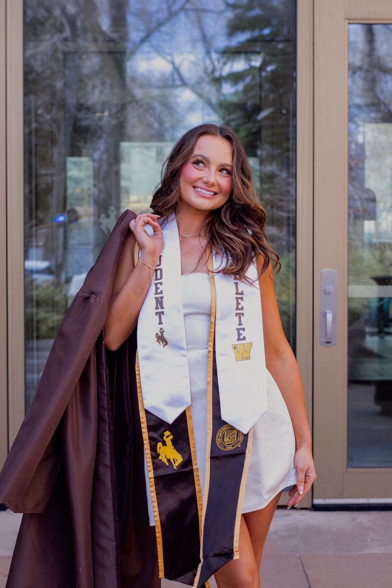 kyla_wilde's tweet photo. The best four years🤎 So excited to be graduating with my Masters in Business Administration & so thankful for my UW memories! Walking away with a heart so incredibly full. #gopokesforever https://t.co/Vv8tUFy9bg