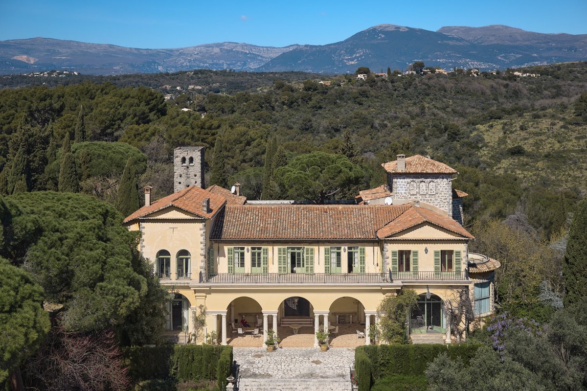 sothebysrealty's tweet photo. This is the French Riviera’s most legendary private estate – complete with a Belle Époque château, Olympic-size pool, and unmatched seclusion minutes from the sea. Extraordinary property of the day represented by Cote d'Azur Sotheby's International Realty. https://t.co/1KqpCgfObQ https://t.co/1wzMai92ch