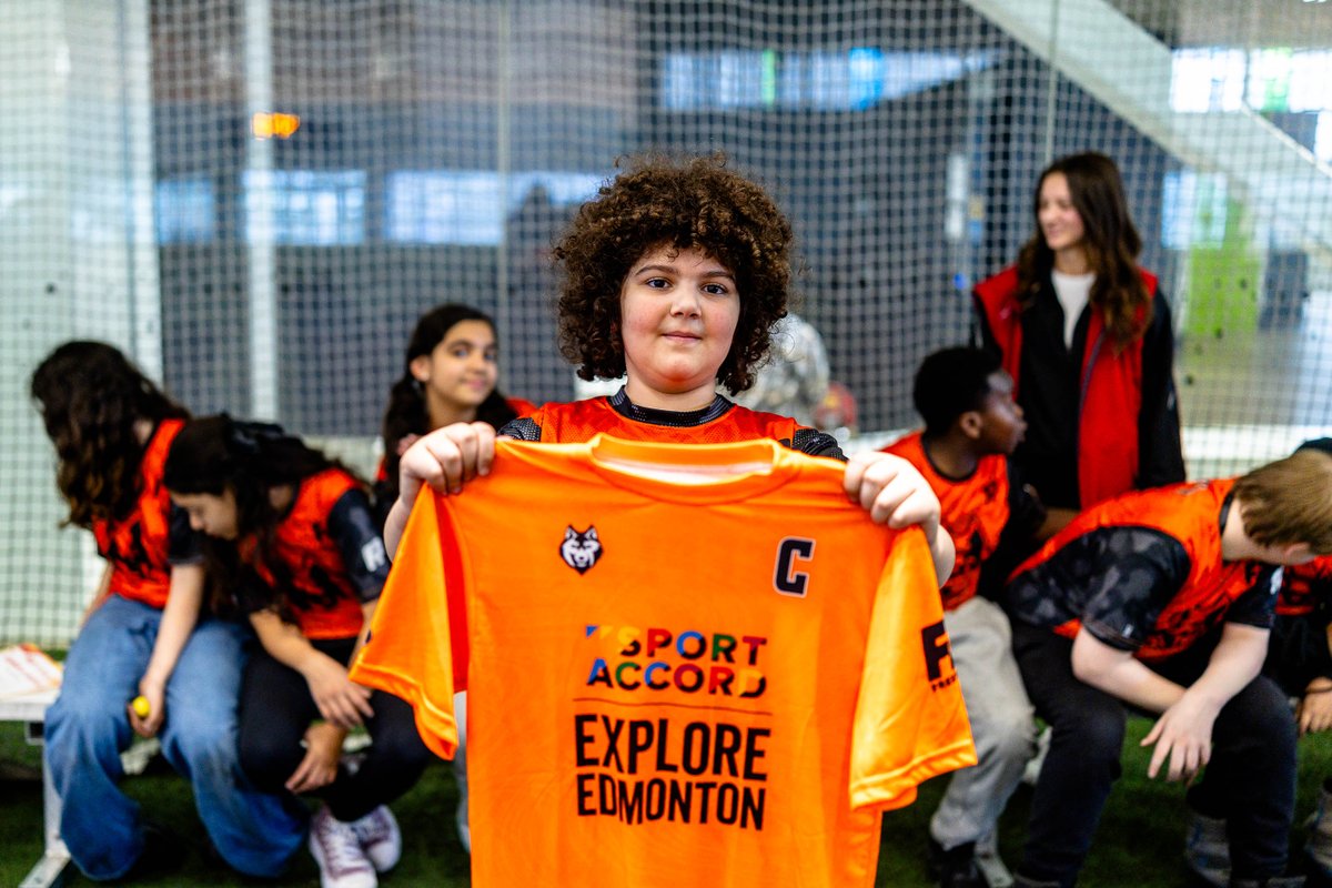 freeplayforkids's tweet photo. The Leader of the Week is awarded to a kiddo in each school, on Super Tournament Thursdays when schools play against other schools practicing what we learn during the week in our Sport to Life curriculum.
๐๐ฝ @ExploreEdmonton & @sportaccord ๐
#FreePlayForKids #LeaderOfTheWeek https://t.co/dfuYWuV7sq