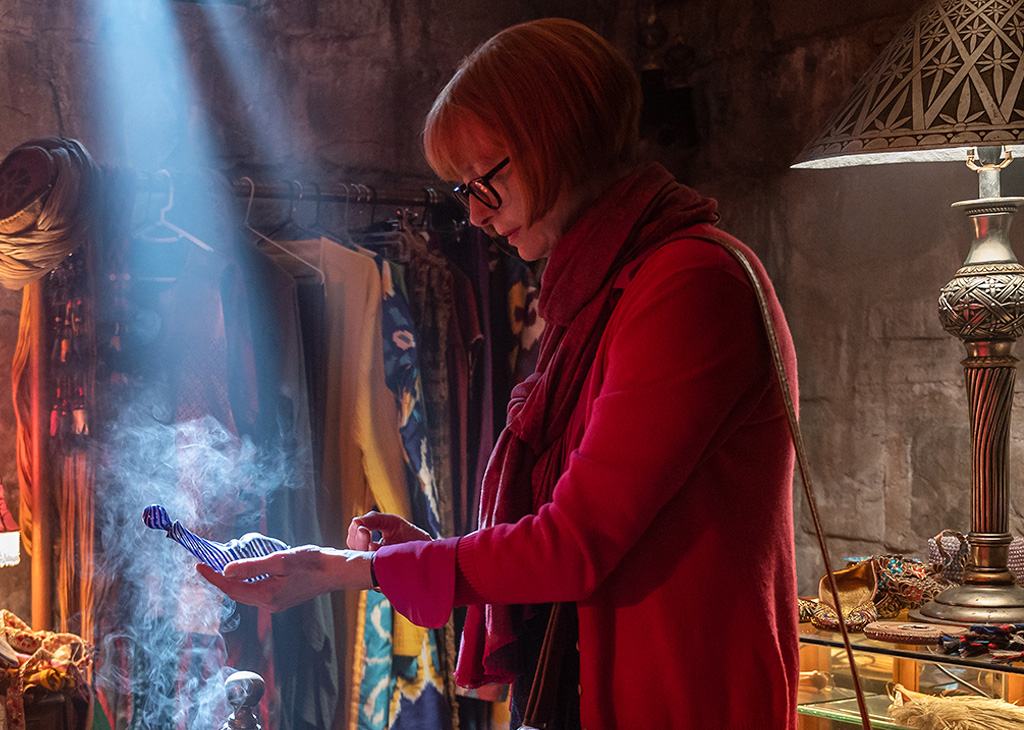 A djinn offers a lonely narratology scholar three wishes in exchange for his freedom, but as an expert in myths and legends, she is well aware of the potential consequences that come with this gift. #ThreeThousandYearsOfLonging on <a href="/Channel4/">Channel 4</a>, tonight at 11pm