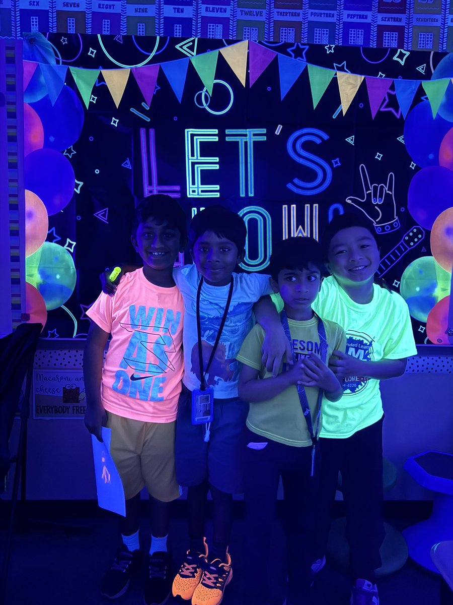 1st grade is having a glow party today!! 🩷💚💛🩵