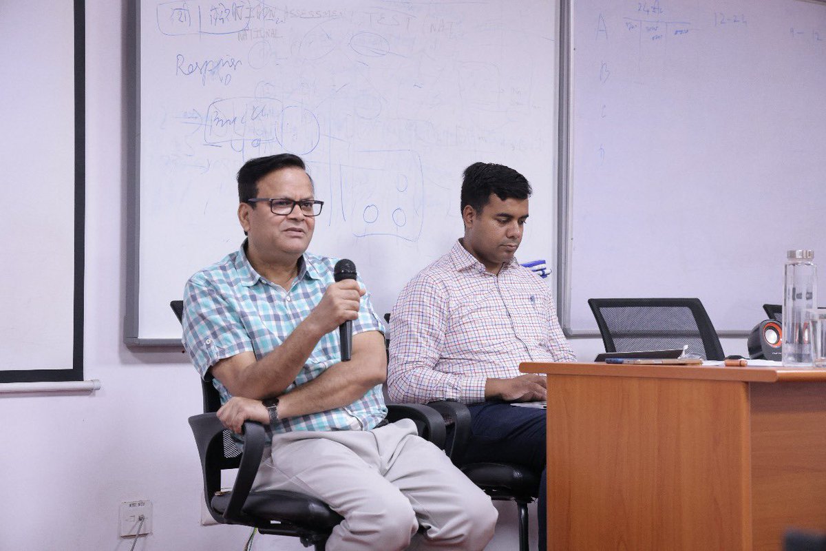 SBM_UP's tweet photo. Secretary, Urban Development Department, Mr. Anuj Kumar Jha (IAS) addressed and awarded training certificates to participants of Aligarh Division officials during the 2-day Capacity Building training at UTRI.
#SwachhUP #UrbanTraining
@UPGovt @NagarVikas_UP @SwachhBharatGov https://t.co/d6kL8W6ipy