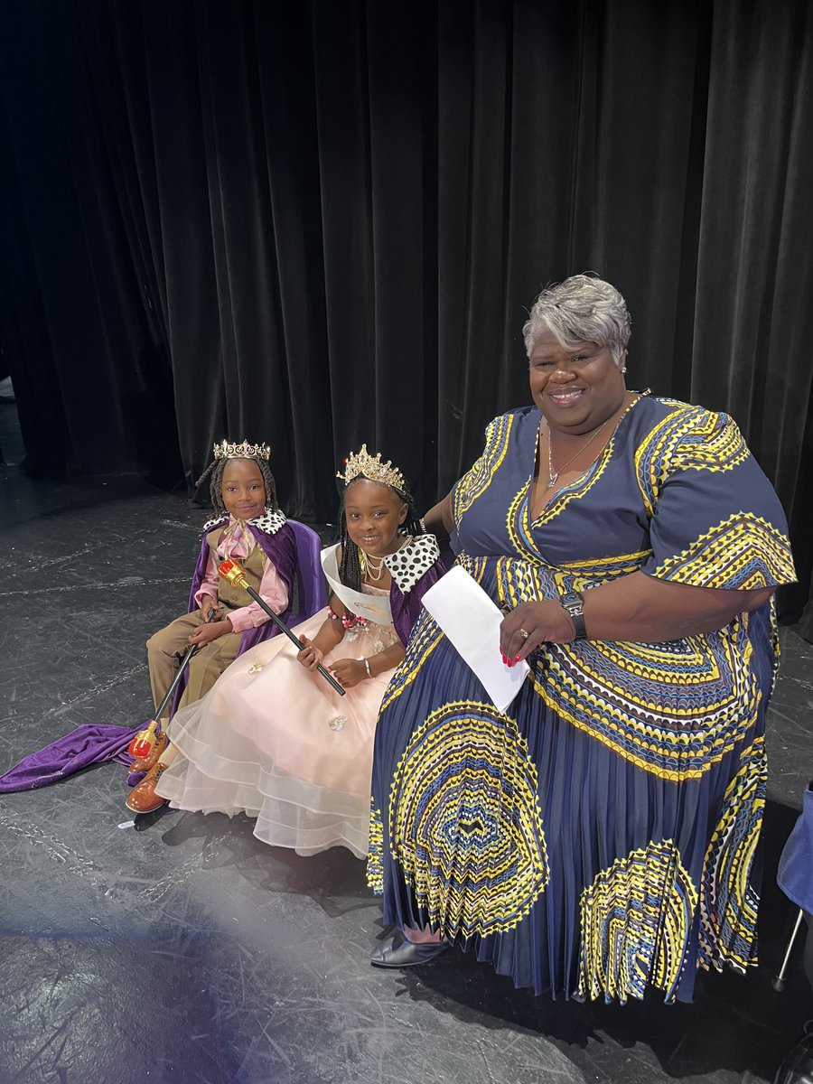 Ray A. Mondragon (@raymondragon) on Twitter photo 2025 Jones Primary Graduation!! Kindergarten Graduation is so exciting for our students and their families. Aldine ISD Primary Schools set the foundation for success for our youngest learners to be 1st grade ready. #AldineImpact <a href="/AldineISD/">Aldine ISD</a> <a href="/Primary_AISD/">Aldine ISD Early Learning</a> <a href="/JonesECPKK_AISD/">Jones EC/PK/K School</a> 2025 Jones Primary Graduation!! Kindergarten Graduation is so exciting for our students and their families. Aldine ISD Primary Schools set the foundation for success for our youngest learners to be 1st grade ready. #AldineImpact <a href="/AldineISD/">Aldine ISD</a> <a href="/Primary_AISD/">Aldine ISD Early Learning</a> <a href="/JonesECPKK_AISD/">Jones EC/PK/K School</a>