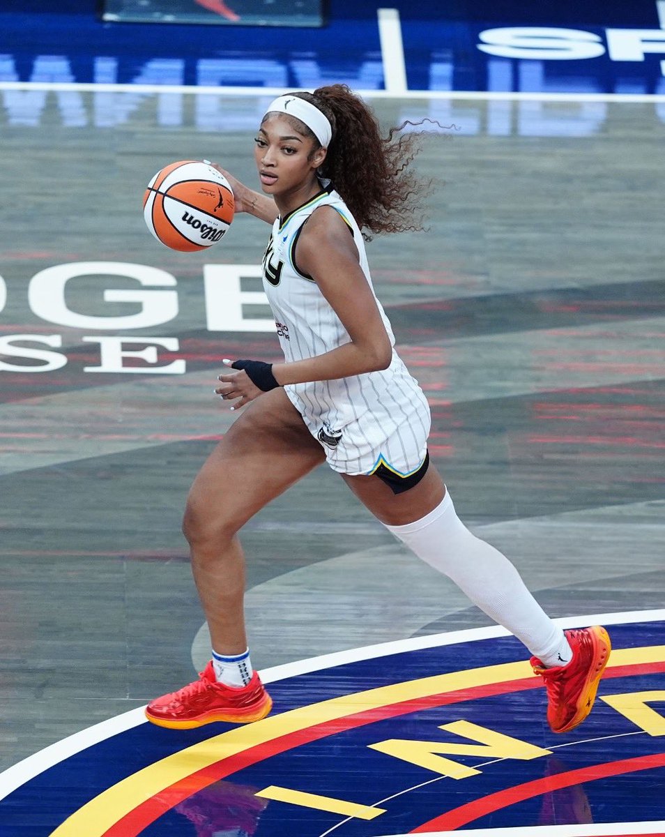 Angel Reese opened her season with her fifth consecutive double-double, and she's now closing in on another milestone.

She needs just 26 points and 37 rebounds to become the fastest player in WNBA history to reach 500 points and 500 rebounds.

At her current pace, Reese is also