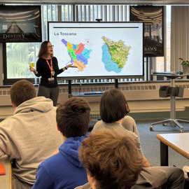 LUFSD_Libraries's tweet image. From butterfly studies to visiting scholars, STEAM projects, and virtual HERstory talks—our HS students are soaring! #LUFSD #LindyPride  @LindenhurstUFSD