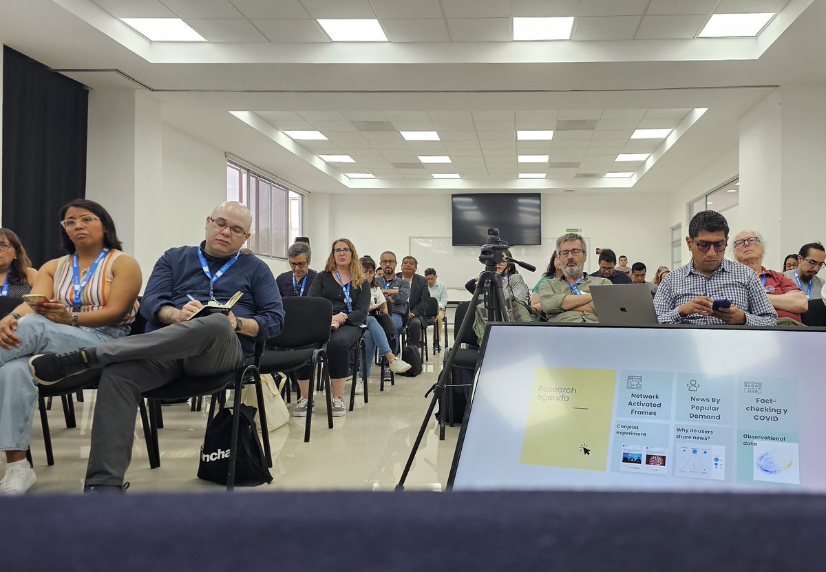Comunicación Política en America Latina (@iamcrlatam_cpol) on Twitter photo #IAMCRLatam Finalizamos nuestra serie de conferencias magistrales con la Dra. <a href="/natyaruguete/">Natalia Aruguete</a>, quien presenta "La burbuja ideológica: Polarización afectiva y
encuadres mediáticos en entornos digitales" #IAMCRLatam Finalizamos nuestra serie de conferencias magistrales con la Dra. <a href="/natyaruguete/">Natalia Aruguete</a>, quien presenta "La burbuja ideológica: Polarización afectiva y
encuadres mediáticos en entornos digitales"