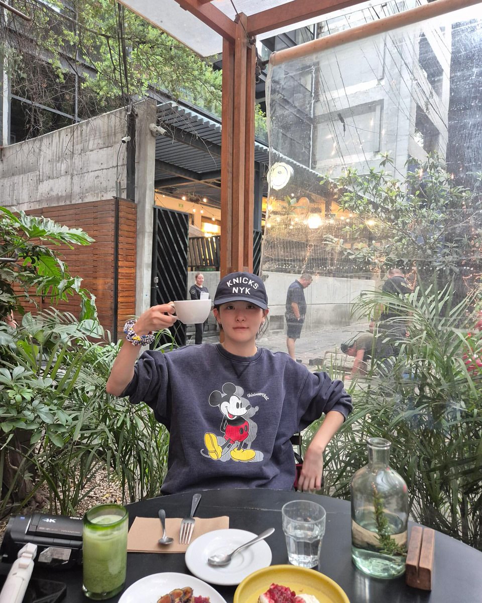 홍할매 tweet media