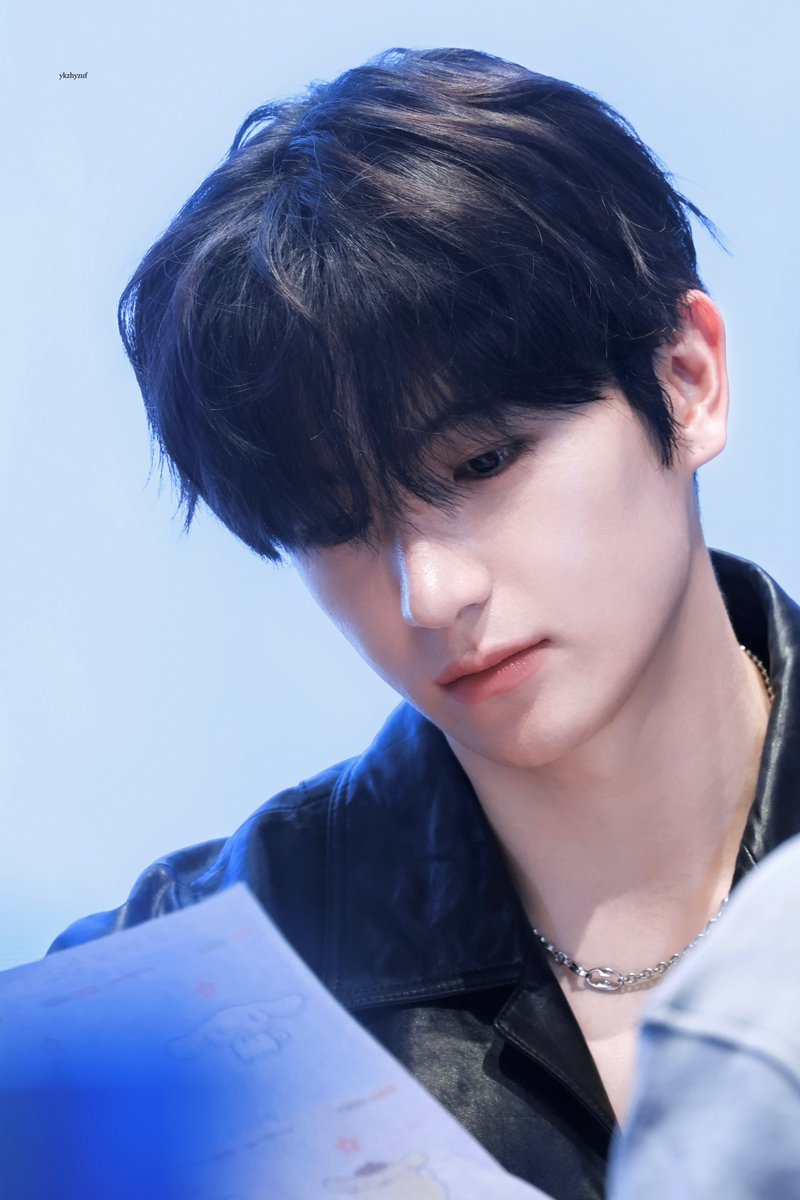 250517
#현재 #HYUNJAE
#더보이즈 #THEBOYZ