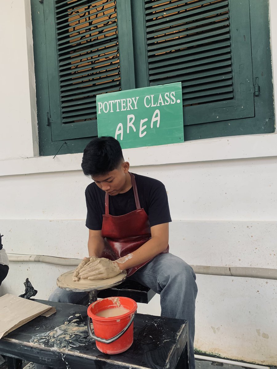 voltrbb's tweet image. pertama kalinya ikut pottery class, seruww bgt!!