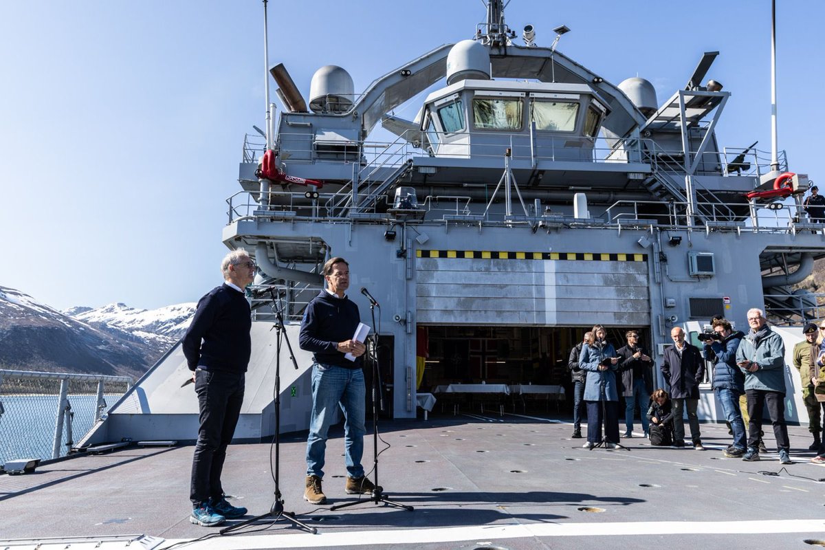 Mark Rutte (@secgennato) on Twitter photo Great visit to #Norway & a particular pleasure to be in the High North to see some of 🇳🇴’s impressive capabilities in action. Thank you, <a href="/jonasgahrstore/">Jonas Gahr Støre</a> for the warm welcome. We discussed priorities for the upcoming #NATOsummit & Russia’s ongoing war of aggression against Ukraine Great visit to #Norway & a particular pleasure to be in the High North to see some of 🇳🇴’s impressive capabilities in action. Thank you, <a href="/jonasgahrstore/">Jonas Gahr Støre</a> for the warm welcome. We discussed priorities for the upcoming #NATOsummit & Russia’s ongoing war of aggression against Ukraine