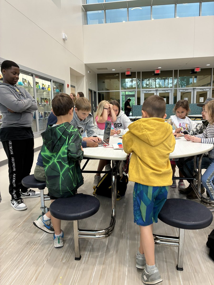Sight word inventions collaborative project with GMS CTE student and GES kindergarten students. GES students recorded their voices and then using electronics created by GMS students the GES students could hear their own voices pronouncing the words on the board.  Awesome !