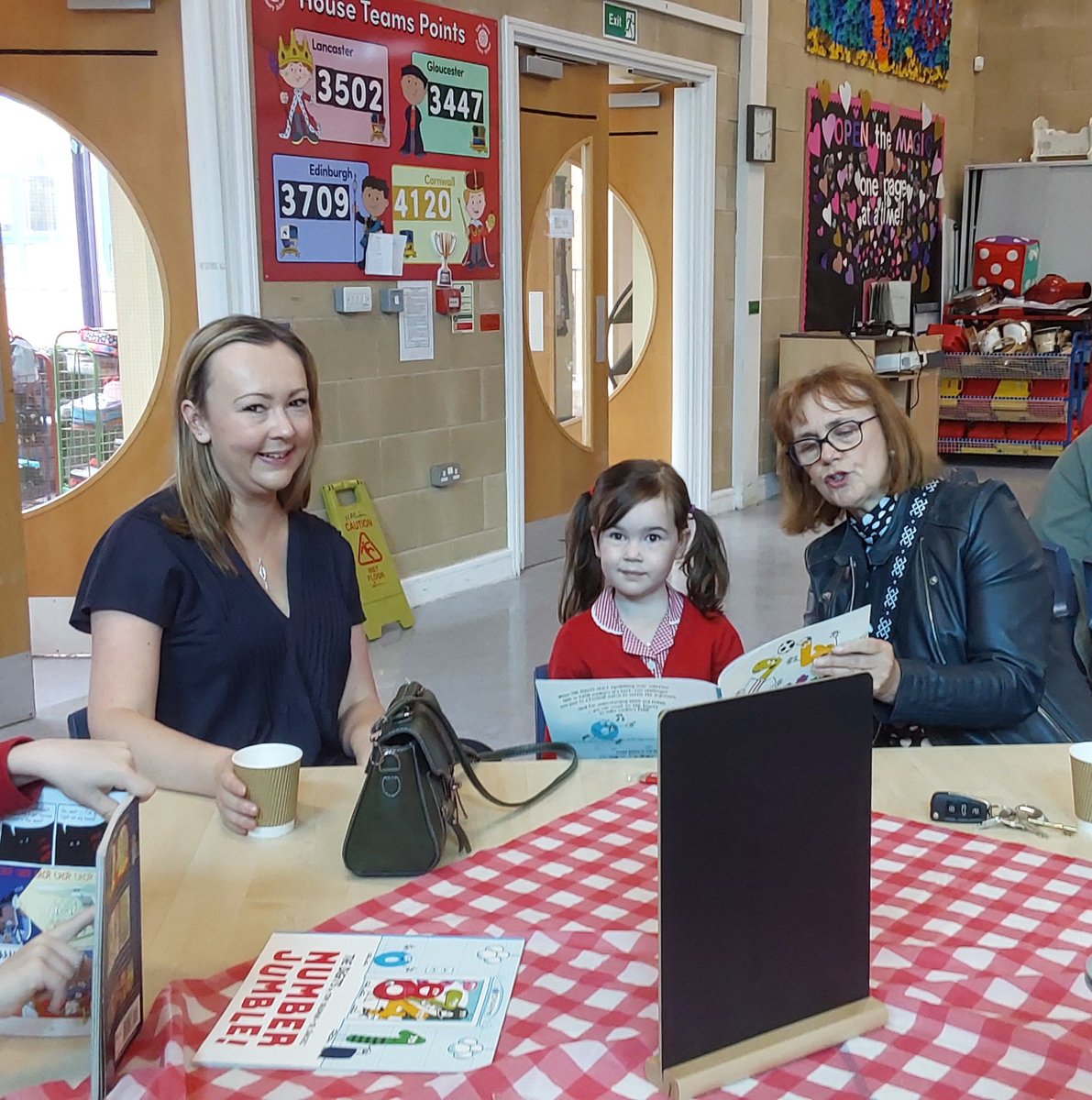 A lovely Reading Cafe session this morning for Acer class 📚🫖☕️ A huge 'Thank you' to all the grown-ups who attended 🥰 <a href="/_Reading_Rocks_/">ReadingRocks</a> <a href="/lancsliteracy/">Lancashire English (LPDS)</a> #ReadingCafe #readingforpleasure #readingisoursuperpower