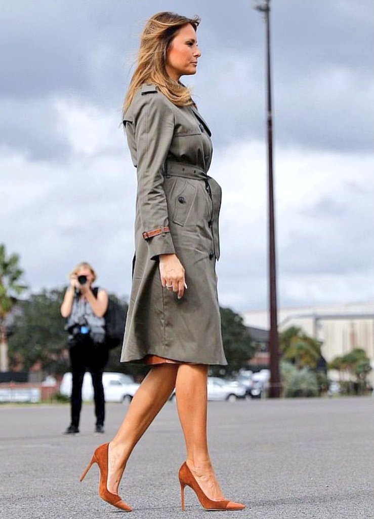 GrandDaughterX's tweet image. You inspire Us, FLOTUS. Drop some love ♥️ for First Lady!