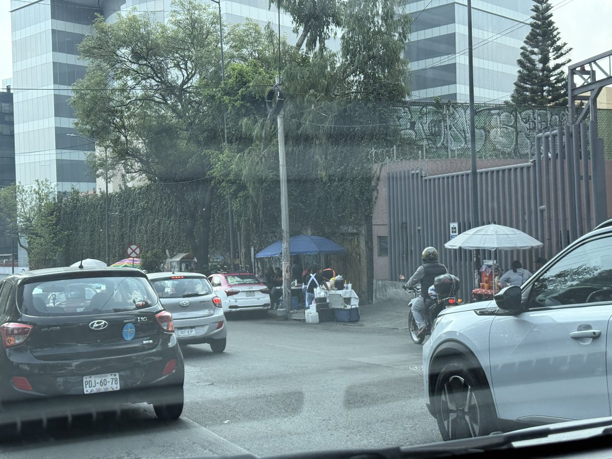 Acertijo (@edwuar23) on Twitter photo Continúa el problema vial en carretera picacho Ajusco pasando six Flags hacia periférico,
Tráfico y un carril invadido por los mismos autos de los vendedores <a href="/UCS_GCDMX/">Unidad de Contacto del Secretario SSC CDMX</a> <a href="/SSC_CDMX/">SSC CDMX</a> <a href="/OVIALCDMX/">OVIAL_SSCCDMX</a> alcaldesa necesitamos solución ,<a href="/Gabyosoriohdz/">Gaby Osorio</a>
Es una burla diario
Pedimos sanciones Continúa el problema vial en carretera picacho Ajusco pasando six Flags hacia periférico,
Tráfico y un carril invadido por los mismos autos de los vendedores <a href="/UCS_GCDMX/">Unidad de Contacto del Secretario SSC CDMX</a> <a href="/SSC_CDMX/">SSC CDMX</a> <a href="/OVIALCDMX/">OVIAL_SSCCDMX</a> alcaldesa necesitamos solución ,<a href="/Gabyosoriohdz/">Gaby Osorio</a>
Es una burla diario
Pedimos sanciones