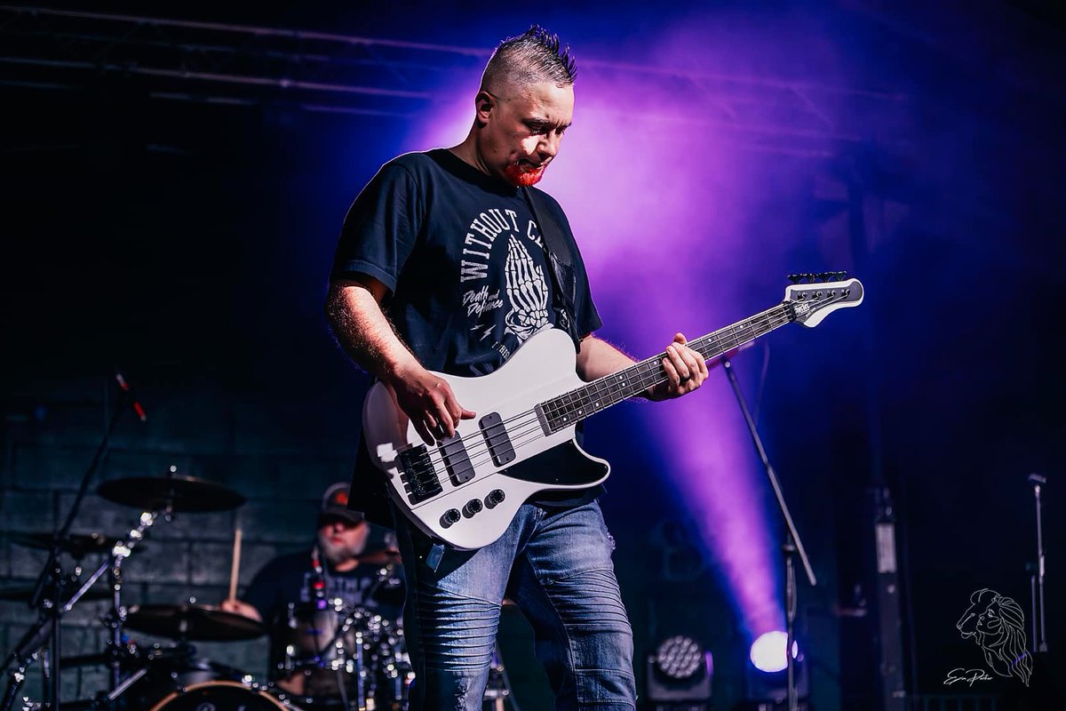 🎶🌍 This year, we're committing to creating music that sparks thought and conversation.We want our sounds to challenge perspectives and inspire change. What’s your personal goal or challenge for 2025? 

Change through music is our goal! 💪✨ #MusicWithPurpose