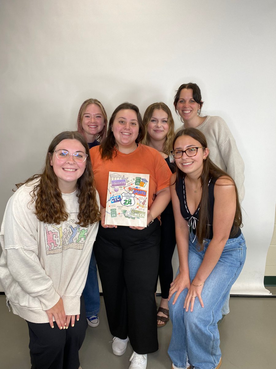 DonegalHS's tweet image. Thank you to our wonderful yearbook staff for their hard work! Here, we have the current and upcoming editors, with our advisor, Mrs. Schock! There are only a few yearbooks left; check Schoology for how to purchase one!
#jostens #yearbook #EveryNameEveryNeedOneTribe