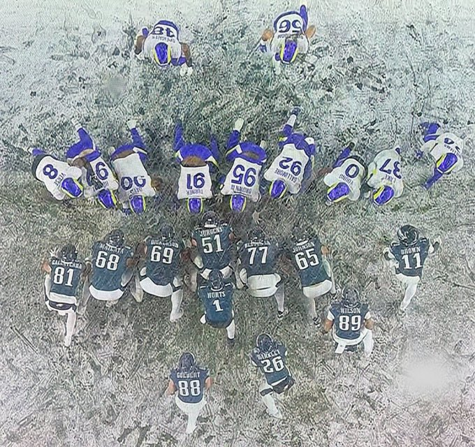 JcSportsTalk20's tweet image. So much creativity could come out of this formation the "tush push" could be very dangerous if used right. #TushPush #pushon #FlyEaglesFly