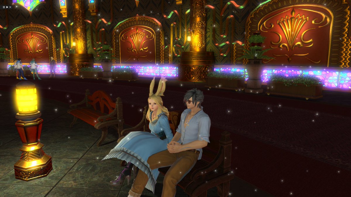 Chan07Aoi's tweet photo. My WoL having a date in the Gold Saucer. 😊❤️ @FF_XIV_EN @GPOSERS_FFXIV https://t.co/H3TRF0gV5R