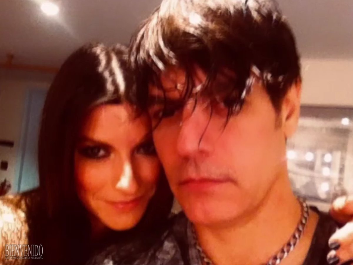 BienvenidoLPAR's tweet photo. THAT DAY🔥

22 de mayo de 2012📅

Laura Pausini se presenta en el #RoyalAlbertHall de Londres con su #IneditoWorldTour 🌍

Comentá con emojis si sabés qué pasó ese día😜

#LauraPausini #PaoloCarta #London https://t.co/QEkzH5fCEs