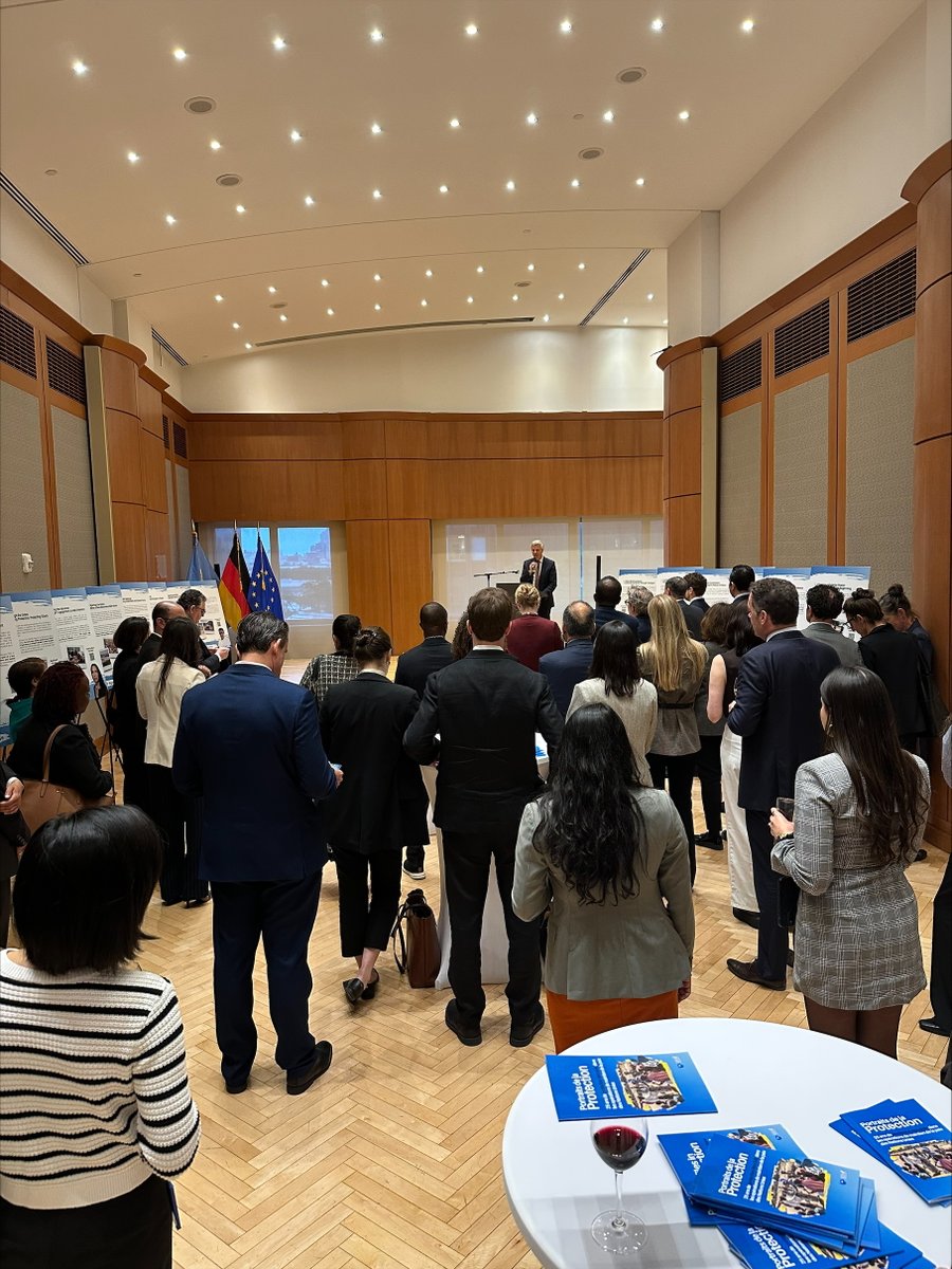 UNPeacekeeping's tweet photo. At the #ProfilesinProtection event, we celebrated the remarkable stories of peacekeepers who have given meaning to the protection of civilians mandate for 25+ years
Read: https://t.co/Tg49MHe52Z #POCweek2025
Thank you co-hosts @GermanyUN @PmTunisia @UruguayONU @ipinst & Senegal https://t.co/Mamyngstvw