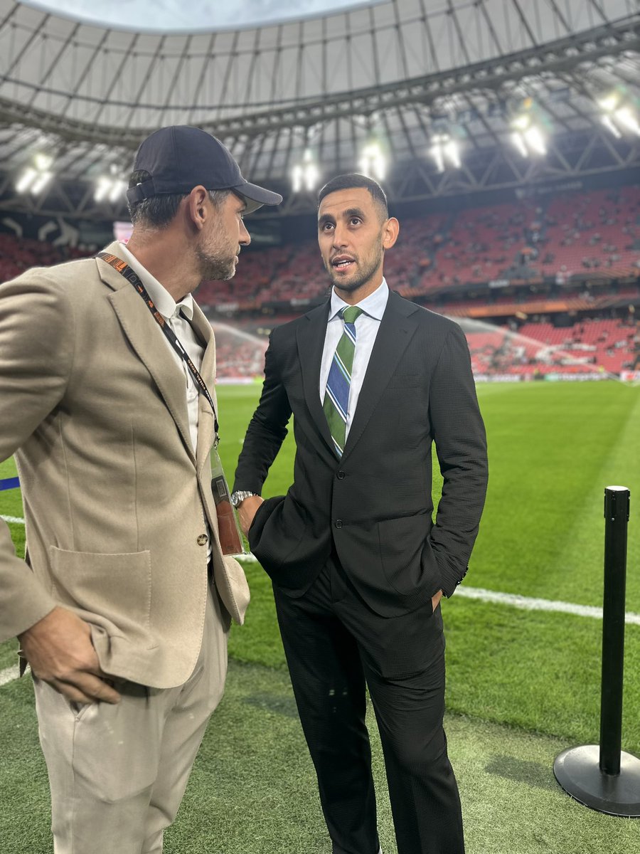 GhoulamFaouzi's tweet photo. 📸 #UELfinal 
🙌🏾 @UEFA 
⚽️ #FG https://t.co/R80DlqAvmC