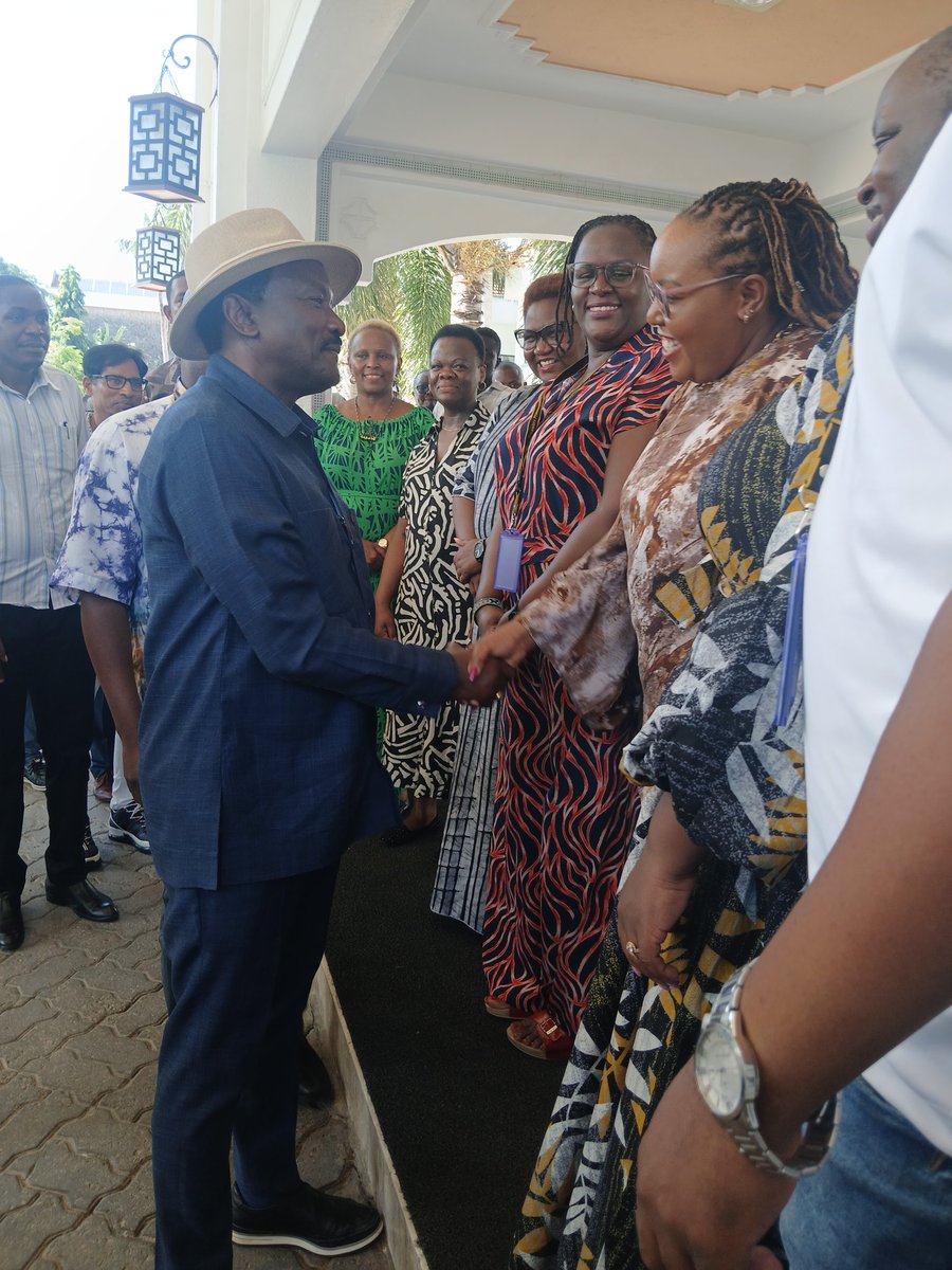 muleim's tweet photo. Honoured to welcome H.E. Stephen Kalonzo Musyoka to Sarova ahead of his keynote at the 42nd ICPAK Annual Seminar on “The Role of Professionals in National Growth and Transformation.” A great moment for the profession!
#42ndICPAKAnnualSeminar2025
1/3 https://t.co/Y6yLhWgpz2