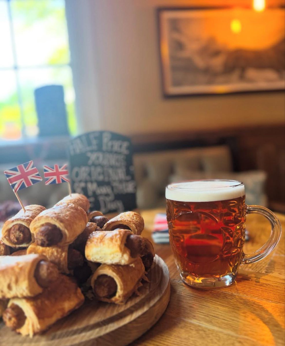GreyhoundH's tweet photo. A MASSIVE ยฃ183.42 raised for @helpforheroes from our VE day bake sale ๐ฅณ๐ฌ๐ง
A massive thank you to our team for contributing some amazing cakes and an ever bigger thank you to our customers for their generosity. ๐ฐ๐ฐ
@youngspubs #helpforheros #bakesale #charity https://t.co/uvLz5cudvc