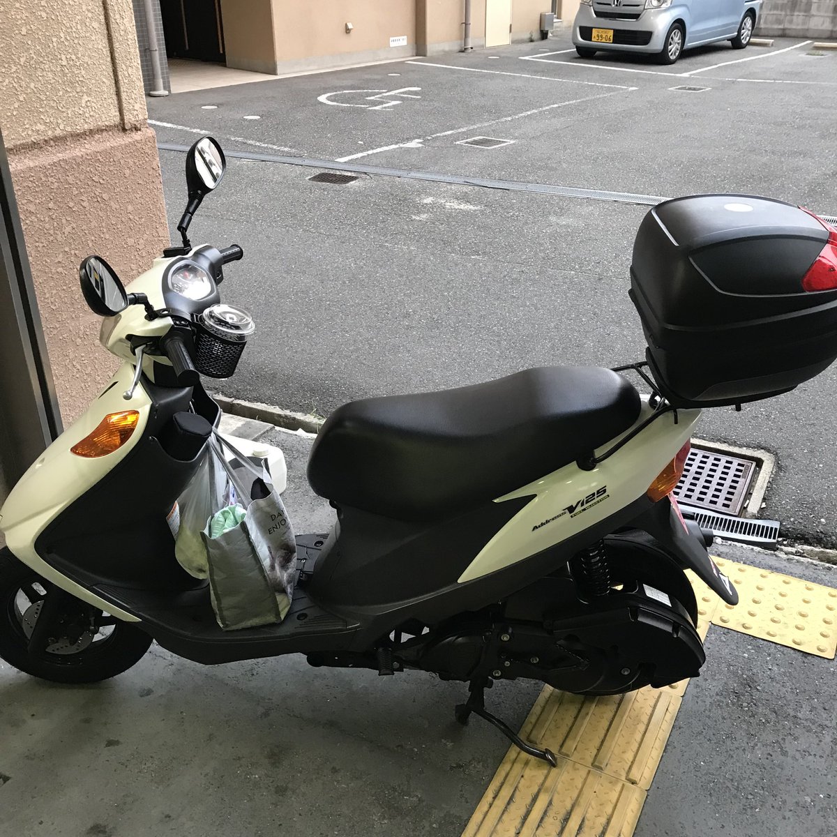 ★支払い総額8.0万円★買取強化中！まずは査定から♪ スズキ アドレスv125 CF4EA 人気のv125入荷しました♪4スト、インジェクション！ ☆支払い総額8.0万円☆買取強化中！まずは査定から♪ スズキ アドレス