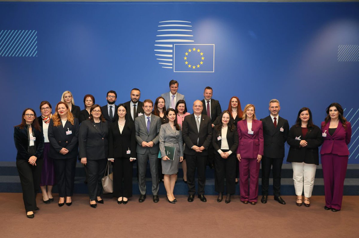 Albania stands by the EU – and the EU stands by Albania. 🇦🇱🇪🇺

Another important milestone today: the official opening of Cluster 3 – Competitiveness and Inclusive Growth during the 5th Intergovernmental Conference in Brussels.

Today’s opening of 8 new chapters reflects