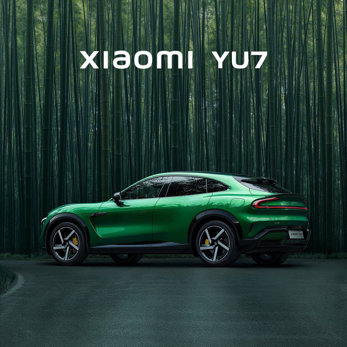Gaddamvaasu's tweet image. You call it a car.
I call it the future with four wheels and 690 horses under the hood.
Xiaomi YU7 is India-ready—just say the word.
Let’s roll,
#Xiaomi #XiaomiYU7 #EVinIndia #TechMeetsSpeed