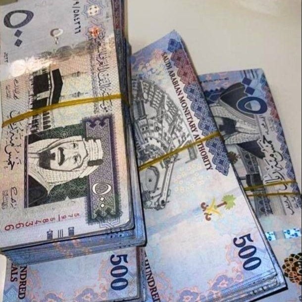 لقد تم إختيارك للمره الثانية 🎁
ألف مبروك للفائز معنا
 بمبلغ وقدرة 450,000  ريال سعودي 💸
 وعقبال المشاركين الليلة راح يكون في مسابقة سحب على ” سيارة لكزس 
١-رتويت🔃
٢- تابعني 
٣-تغريد ب (تم)
٤-أرسال إسمك ورقم جوالك خاص... 📩