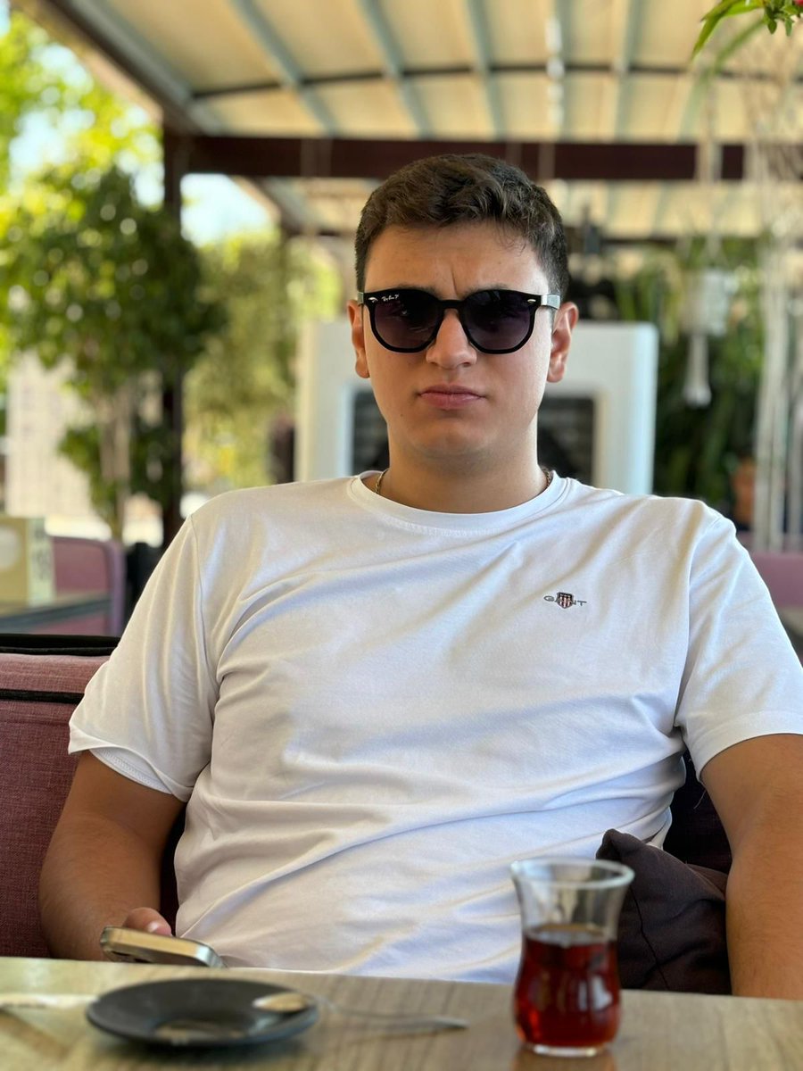 Elektrik akımına kapılan 22 yaşındaki işçi hayatını kaybetti.

Denizli Pamukkale'de ev taşıma sırasında dış cephe asansörüne müdahale ederken elektrik çarpması sonucu 22 yaşındaki Batuhan Koçan hayatını kaybetti.

#İşCinayeti