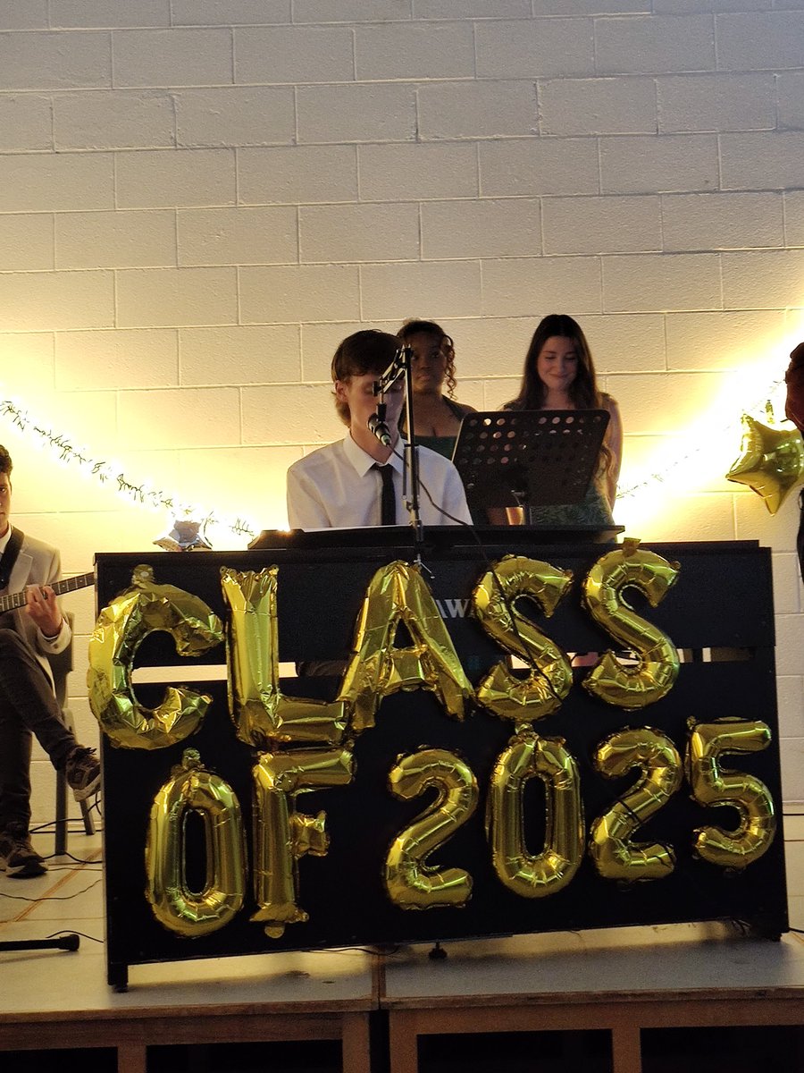 @ETSSWicklow (@etsswicklow) on Twitter photo History made at ETSS Wicklow! Our first-ever 6th Year students have graduated. We are so proud of all of you and can't wait to see where your future takes you.
Huge congratulations to the Class of 2025! #MakingHistory #ETSSWicklow #6thYearGraduation
<a href="/EducateTogether/">Educate Together</a> History made at ETSS Wicklow! Our first-ever 6th Year students have graduated. We are so proud of all of you and can't wait to see where your future takes you.
Huge congratulations to the Class of 2025! #MakingHistory #ETSSWicklow #6thYearGraduation
<a href="/EducateTogether/">Educate Together</a>