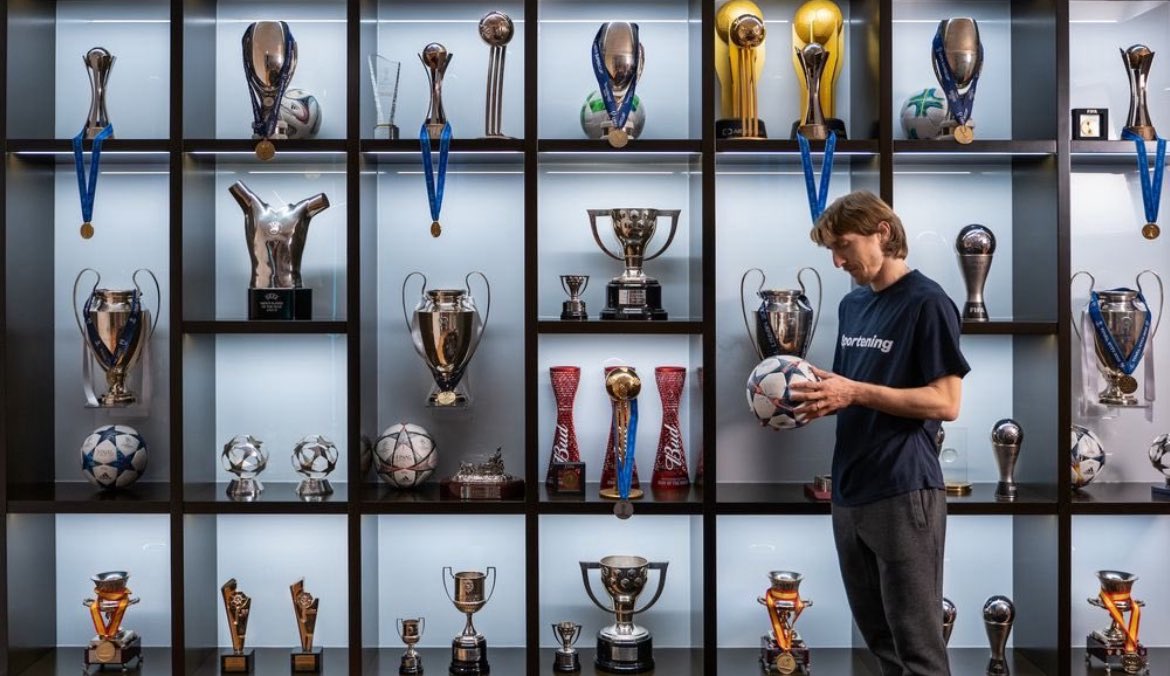 Today we bid farewell to a Real Madrid legend, Luka Modrić. Thank you for an unforgettable journey filled with trophies, leadership, and dedication. Your legacy will forever be part of Real Madrid’s history.

#HalaMadrid