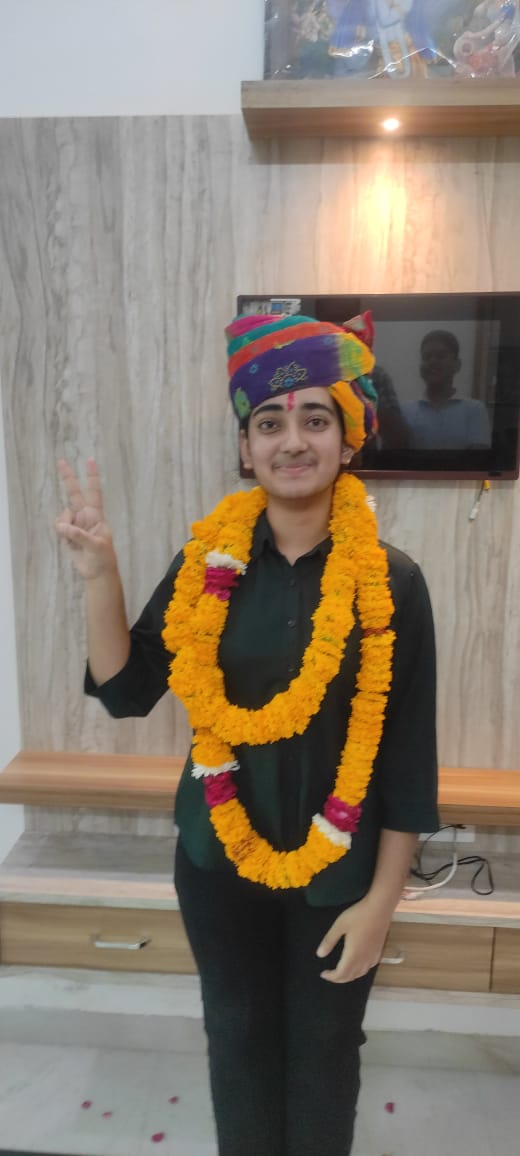 गर्व है बेटियों पर...!

राजस्थान माध्यमिक शिक्षा बोर्ड द्वारा आज घोषित कक्षा 12वीं के परीक्षा परिणामो में किशनगढ़ की बेटी अनुप्रिया राठौड़ ने आर्ट्स में 99.60% अंक लाकर राजस्थान में प्रथम स्थान प्राप्त कर किशनगढ़ एवं अपने परिवार का नाम रोशन किया है।

#RBSE #RajasthanBoardResult