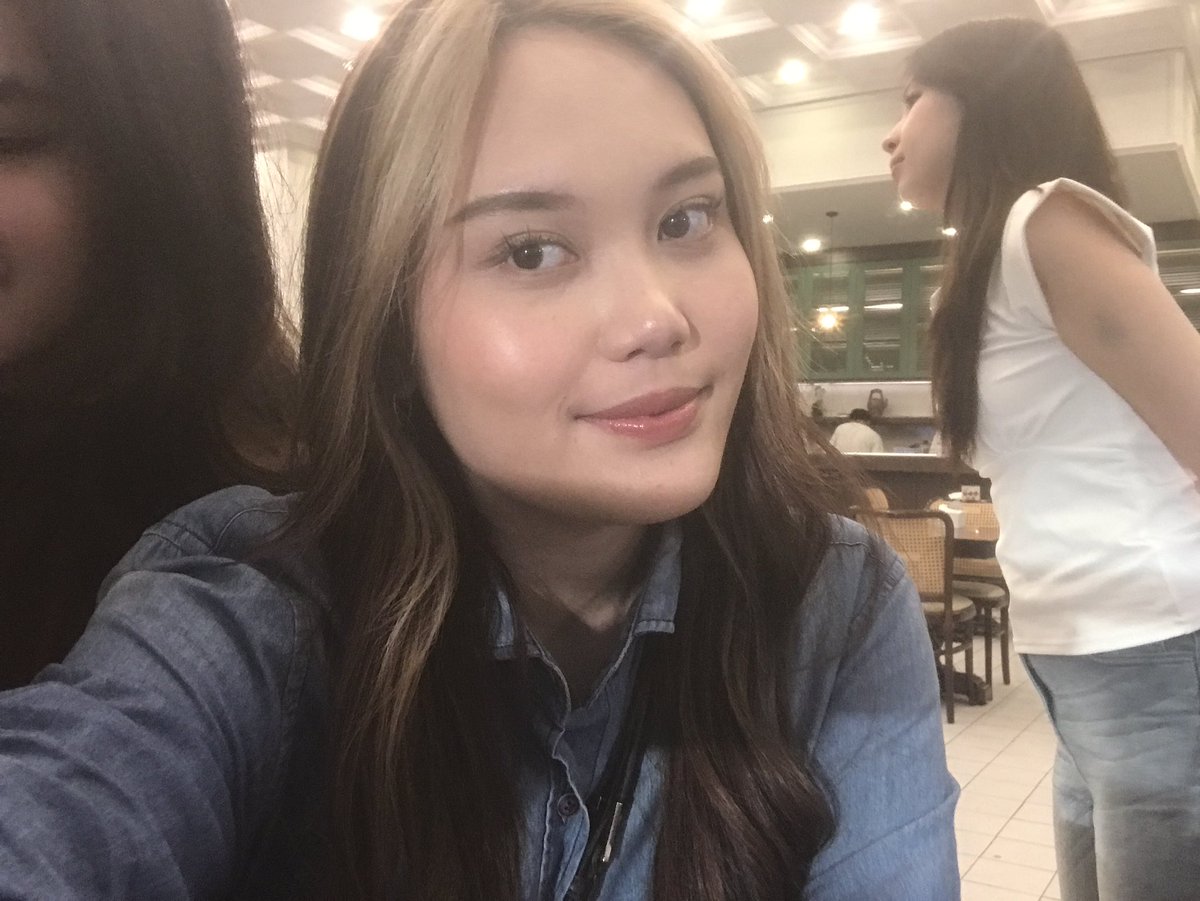 Bill’s🍣 (@bellaa220801) on Twitter photo 