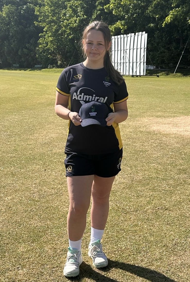 Huge congratulations to Erin Leaf who made her Glamorgan Pathway debut today. 

The club is extremely proud of you and your continued success. 

Keep enjoying it Leafy Junior.