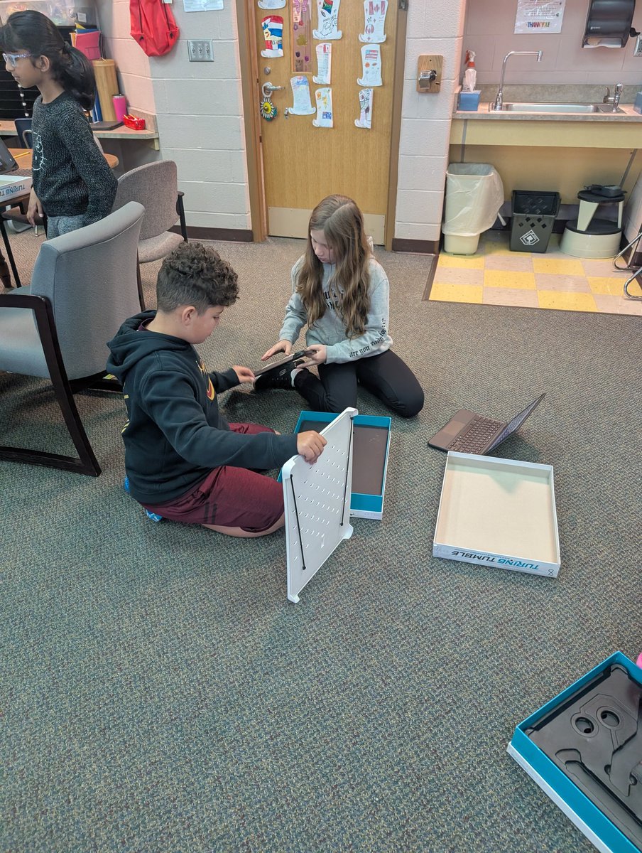 Everyone had a great time with Turing Tumble (which aligns with ALL of the Mathematical Practice Standards) ... and so much more! The collaboration was amazing! WOW! ❤️