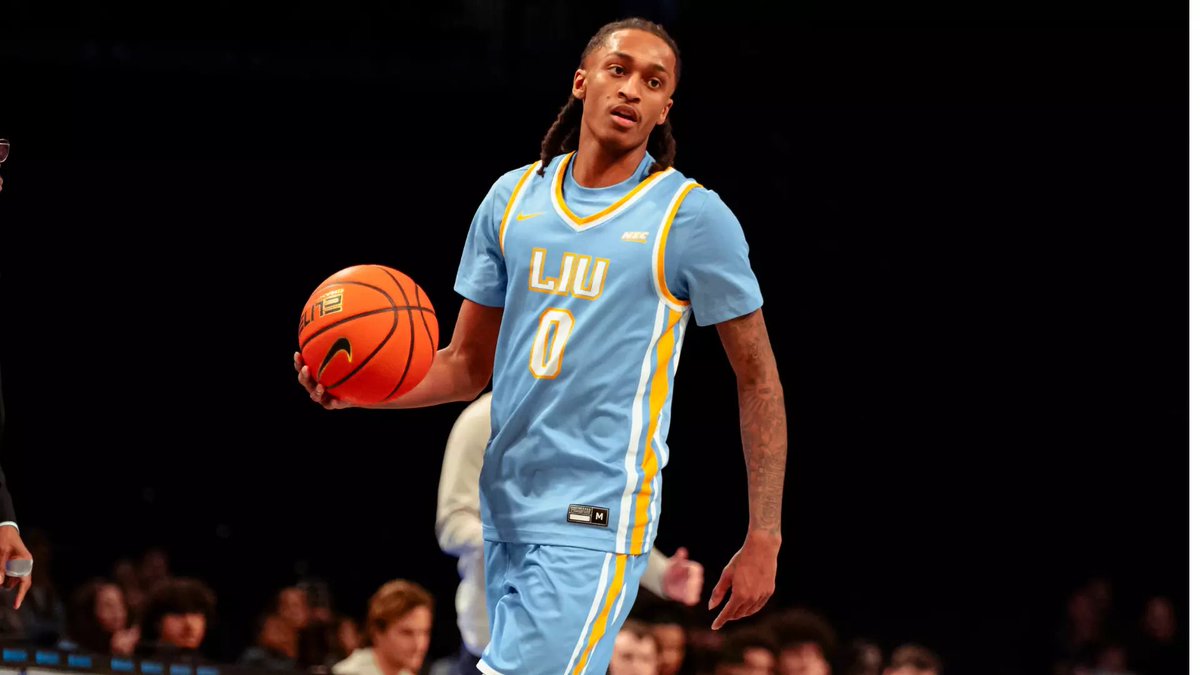All-NEC First Team selection Malachi Davis is withdrawing from the transfer portal, and returning to LIU. 

The 6’4” junior guard started all 32 games for the Sharks, averaging 17.7 points, 3.0 rebounds, 3.2 assists, and 1.8 steals per game. 

Big news for the Sharks.