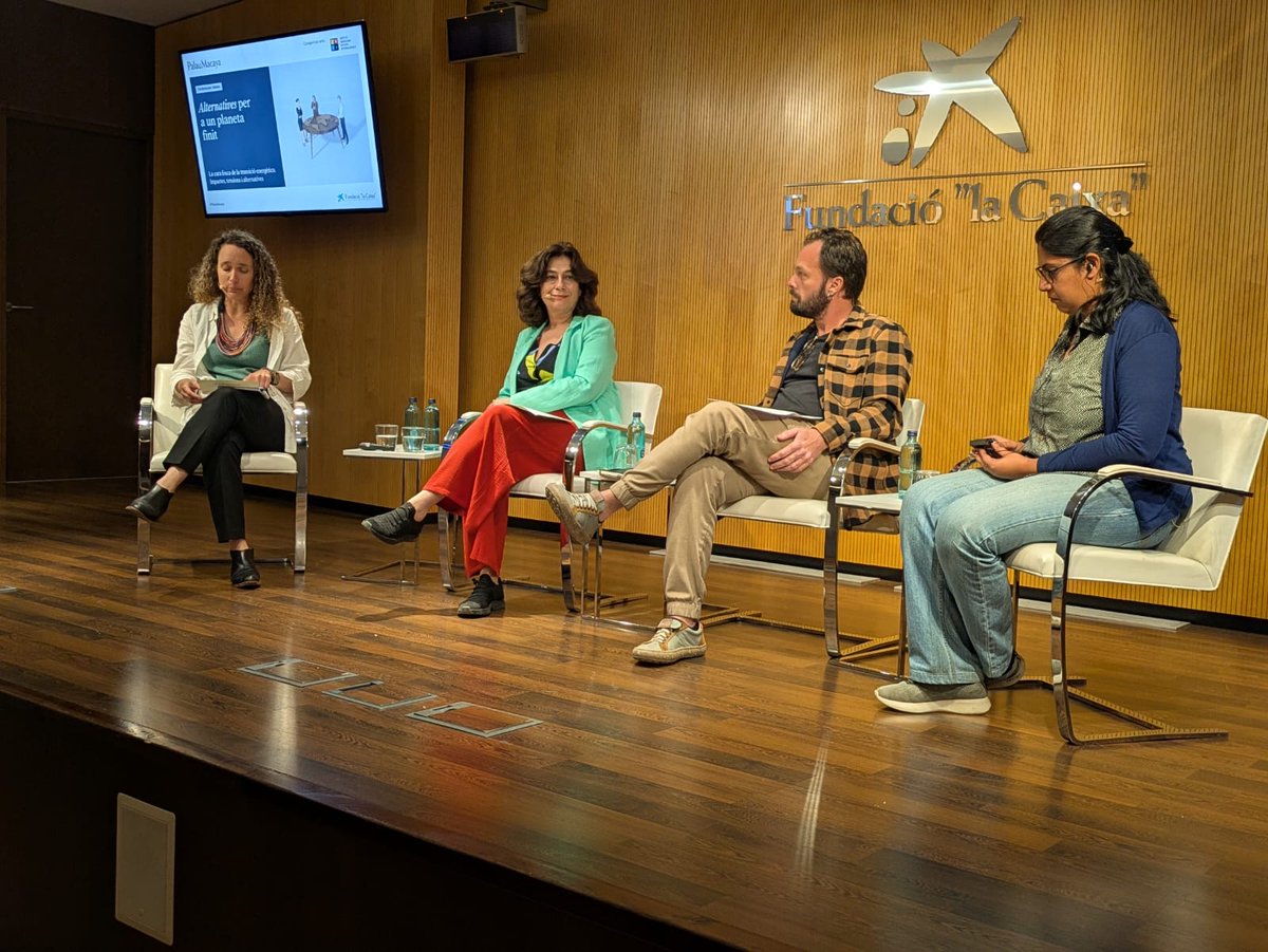 Institut Barcelona d'Estudis Internacionals (@ibei) on Twitter photo 🎙️ Alternatives for a Finite Planet
Brototi Roy <a href="/ICTA_UAB/">ICTA-UAB</a>, María Gabriela Merlinsky <a href="/Conicet/">Conicet</a> and Breno Marqués Bringel <a href="/unicomplutense/">Complutense</a> explore the proposals of degrowth, Southern eco-social pacts, and ecofeminism. Moderated by <a href="/maru_walter/">Mariana Walter</a> (IBEI).
🤝 <a href="/FundlaCaixa/">Fundación ”la Caixa”</a>, #PalauMacaya 🎙️ Alternatives for a Finite Planet
Brototi Roy <a href="/ICTA_UAB/">ICTA-UAB</a>, María Gabriela Merlinsky <a href="/Conicet/">Conicet</a> and Breno Marqués Bringel <a href="/unicomplutense/">Complutense</a> explore the proposals of degrowth, Southern eco-social pacts, and ecofeminism. Moderated by <a href="/maru_walter/">Mariana Walter</a> (IBEI).
🤝 <a href="/FundlaCaixa/">Fundación ”la Caixa”</a>, #PalauMacaya