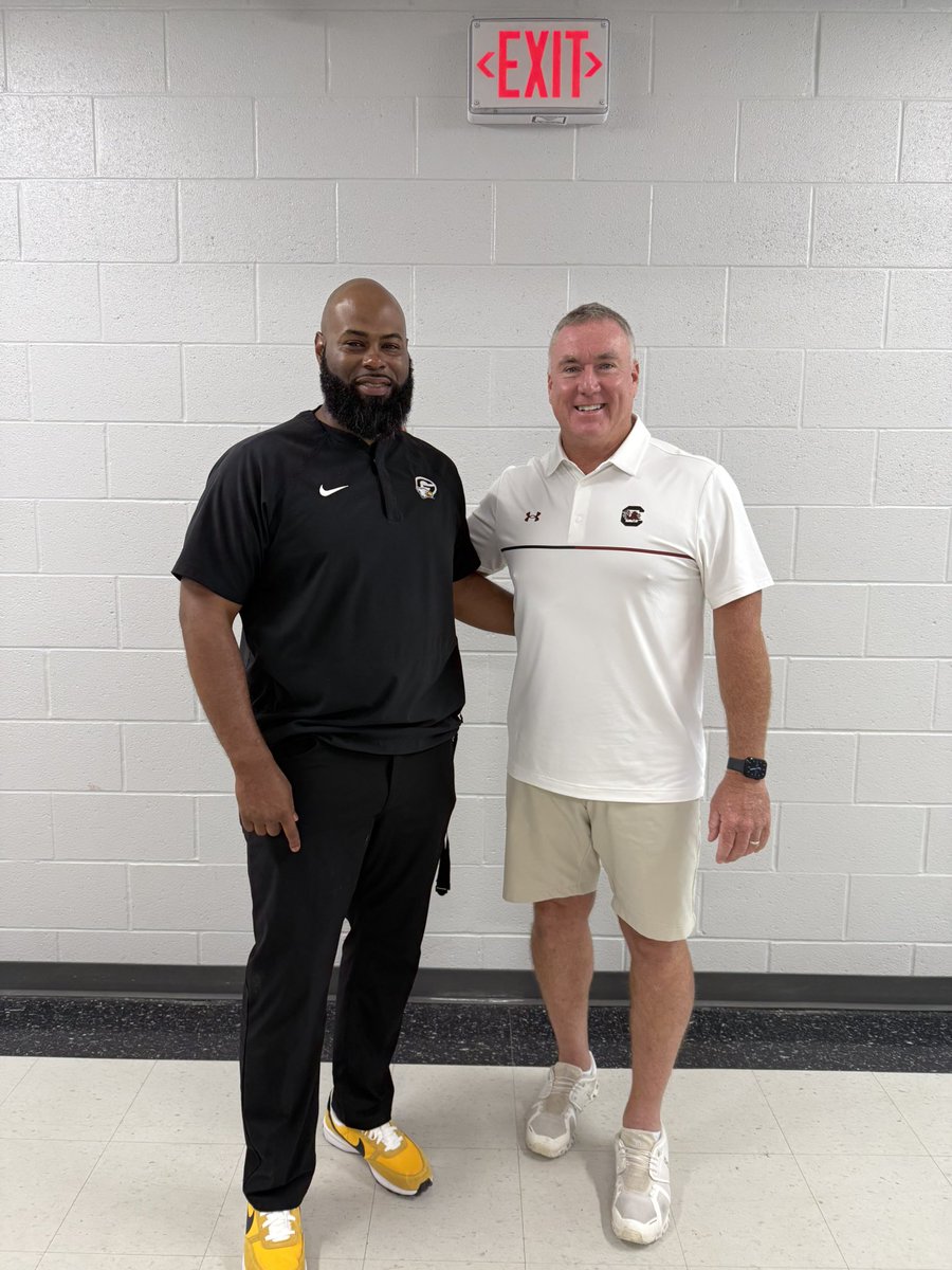 GCA War Eagle Athletics (@gcawareagles) on Twitter photo Thanks to <a href="/GamecockFB/">South Carolina Football</a> Coach Shawn Elliott for stopping by to check on our π¦
π program! <a href="/GCA_FB/">Gray Collegiate Academy Football</a> Thanks to <a href="/GamecockFB/">South Carolina Football</a> Coach Shawn Elliott for stopping by to check on our π¦
π program! <a href="/GCA_FB/">Gray Collegiate Academy Football</a>