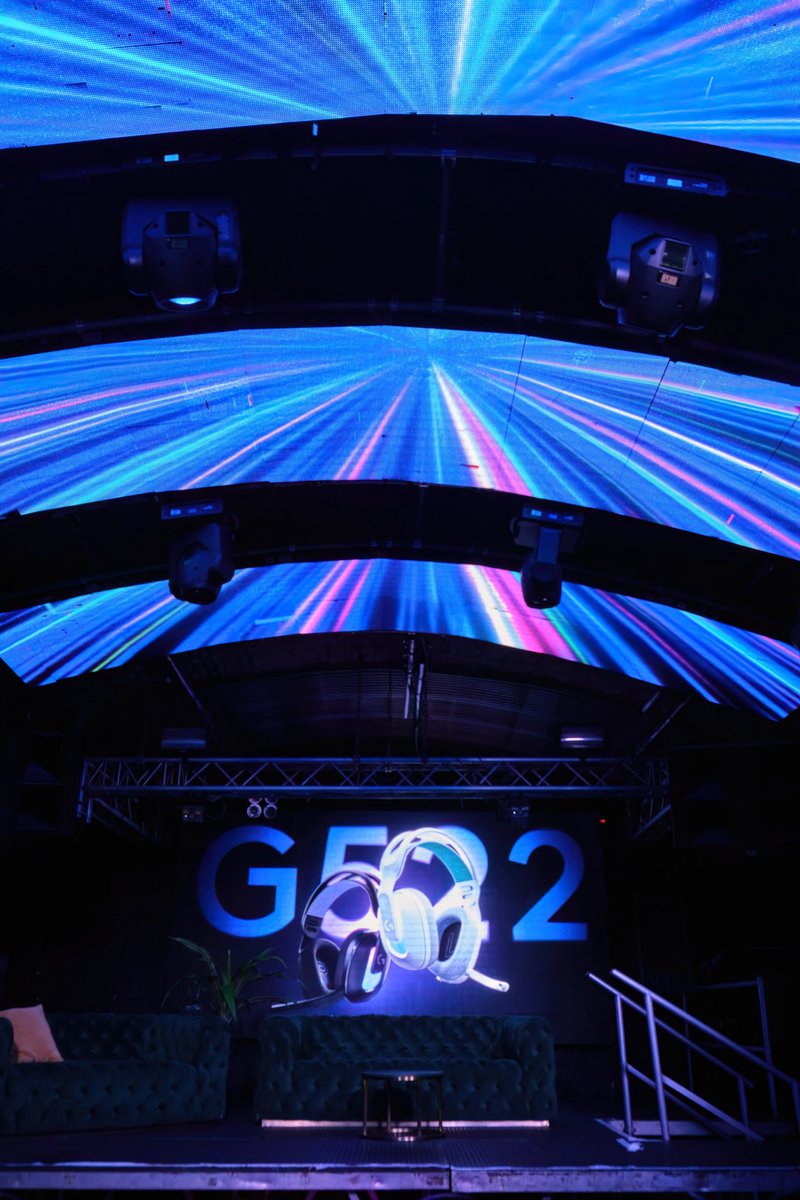 charmthegamer's tweet image. The talent oozing from @pretendasaurTTV is palpable. Always look forward to seeing their photos from @LogitechGUK masterclass and such a nice person too. #LOGITECHGPLAYDAYS