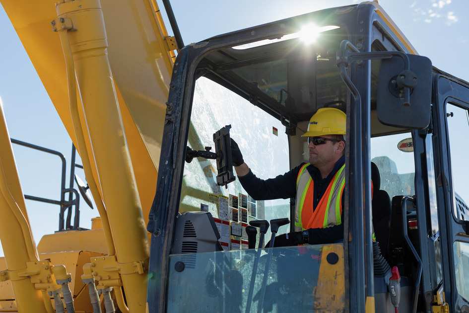 Bring 3D to Komatsu conventional excavators with 3D Machine Guidance—giving crews access to design &amp; topography data that boost accuracy and efficiency. Contact us today for a demo!
#BrandeisMachinery #Komatsu #SmartConstruction