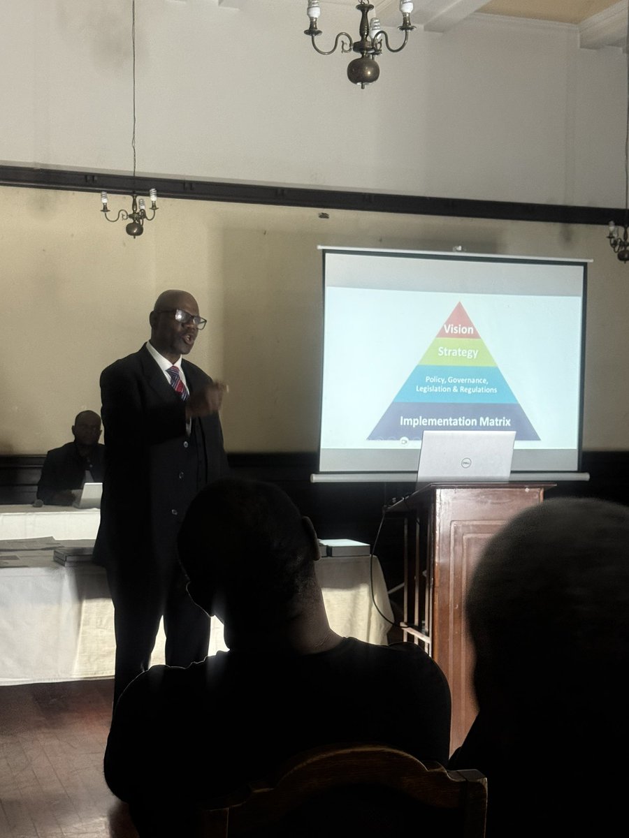Great lecture by Professor <a href="/amutambara/">Prof. Arthur G.O. Mutambara</a> on understanding how AI is affecting the global south!

He stressed on the importance of teaching AI.

At <a href="/emziniwecode/">Emzini weC🎄de</a>, we have a free class that helps gear young people towards that path!

Apply at emziniwecode.com/apply 
#emziniwecode